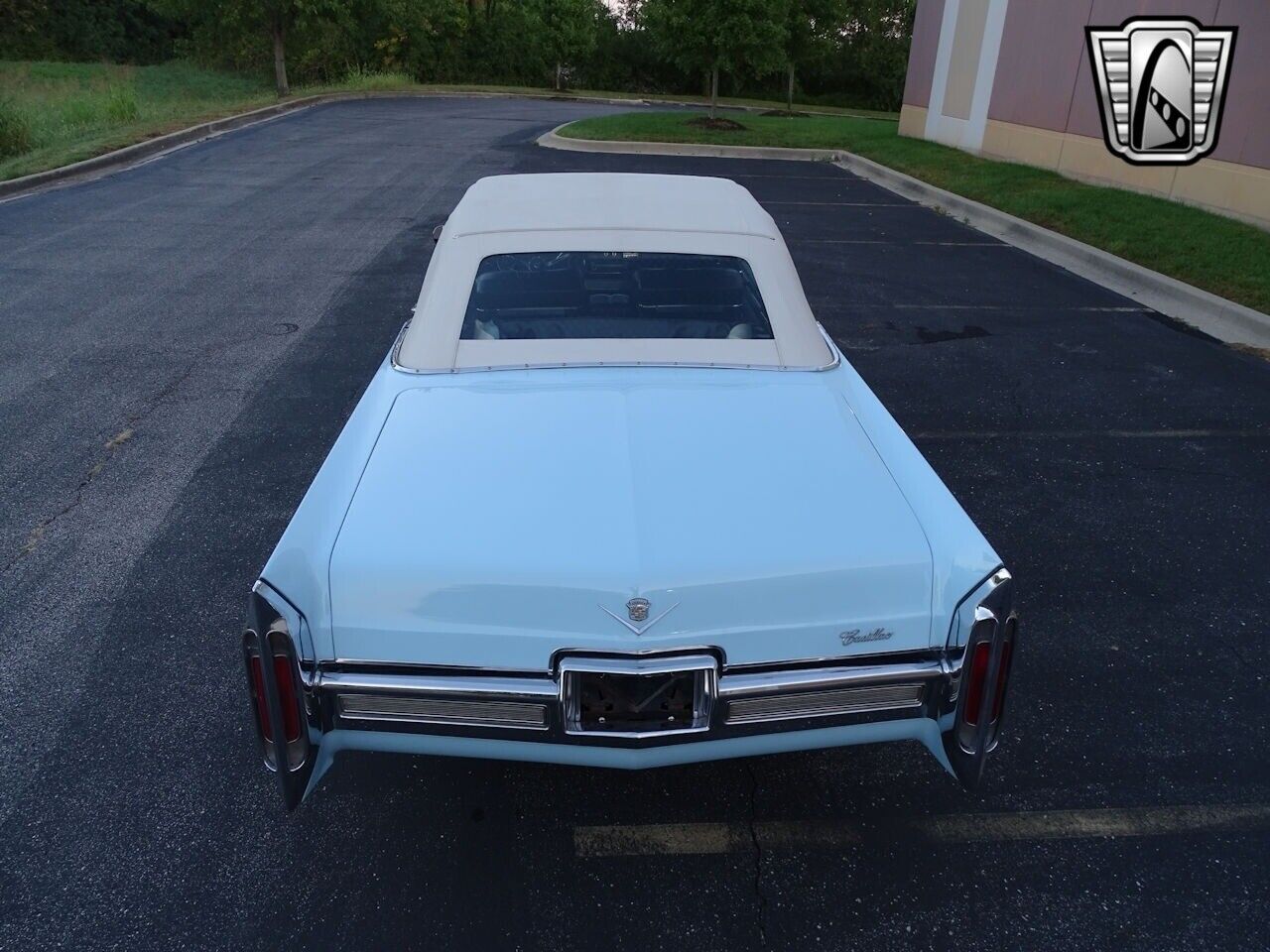 Cadillac-DeVille-Cabriolet-1966-Blue-Black-141457-5