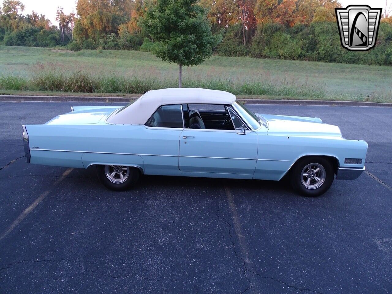 Cadillac-DeVille-Cabriolet-1966-Blue-Black-141457-7