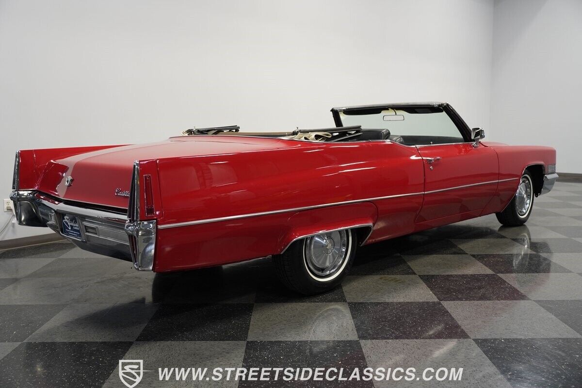 Cadillac-DeVille-Cabriolet-1970-Red-Black-922-11