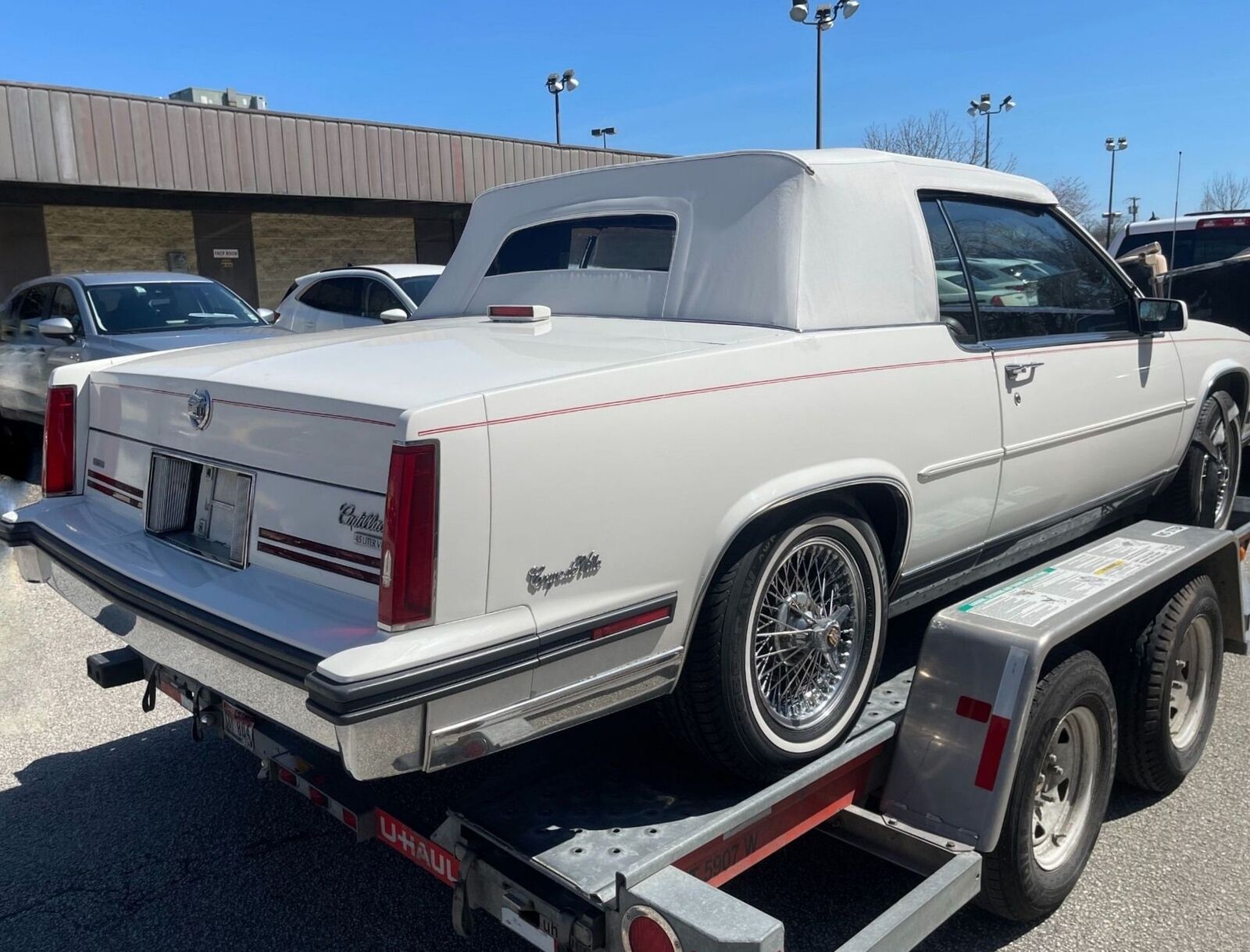 Cadillac-DeVille-Cabriolet-1988-White-Red-102480-10