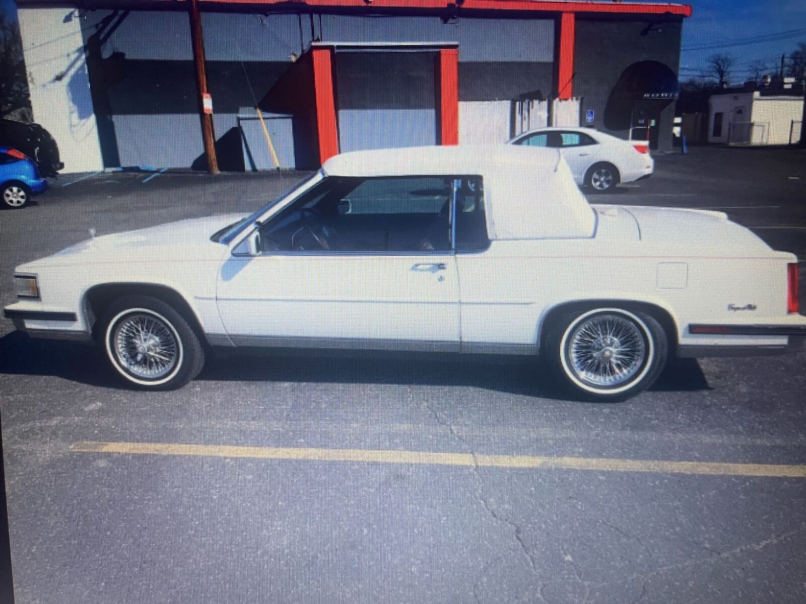 Cadillac-DeVille-Cabriolet-1988-White-Red-102480-4