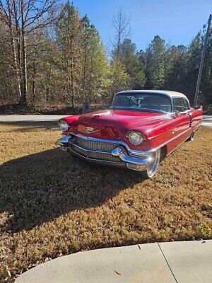 Cadillac-DeVille-Coupe-1956-Red-Gray-1086-1