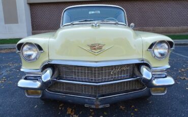 Cadillac-DeVille-Coupe-1956-Yellow-Gold-95811-9