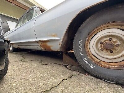 Cadillac-DeVille-Coupe-1961-White-128748-2