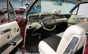 Cadillac-DeVille-Coupe-1962-Burgundy-White-771-4