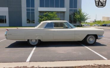 Cadillac-DeVille-Coupe-1964-Bahama-Sand-Tan-20321-6