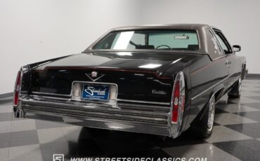 Cadillac-DeVille-Coupe-1979-Black-Black-84454-11