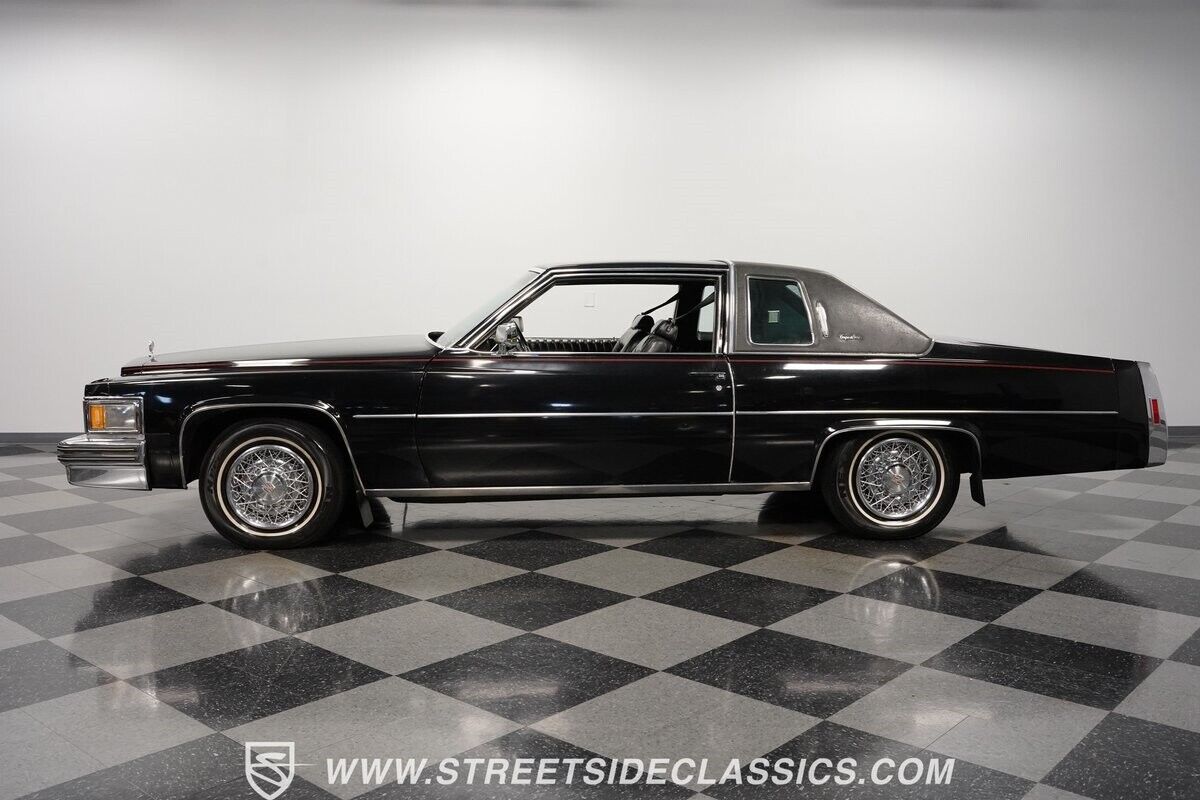 Cadillac-DeVille-Coupe-1979-Black-Black-84454-2