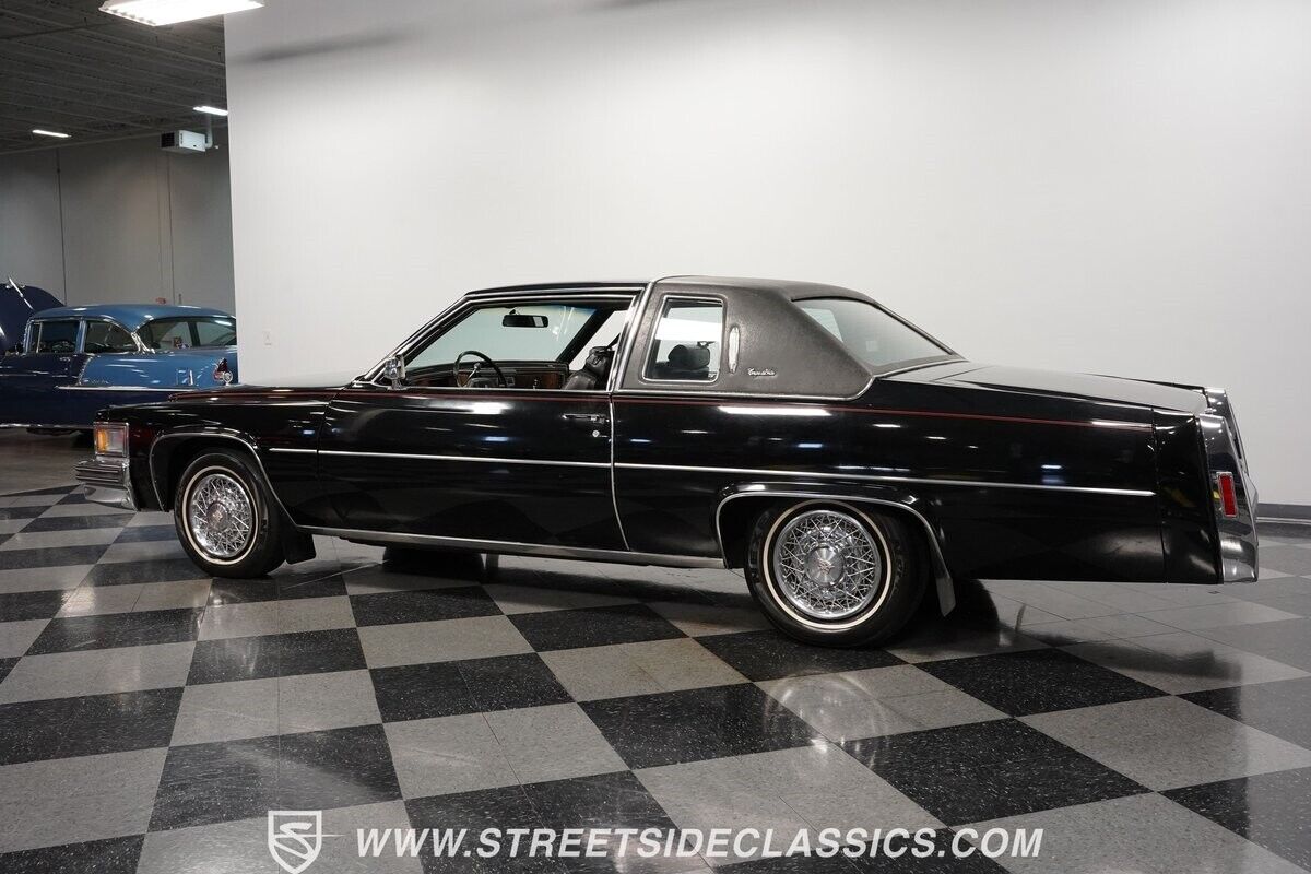 Cadillac-DeVille-Coupe-1979-Black-Black-84454-8