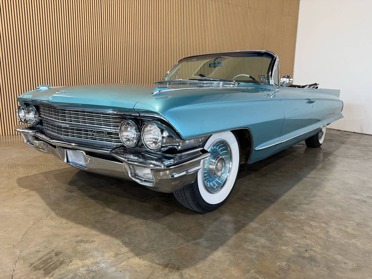 Cadillac-Deville-1962-blue-9584-1