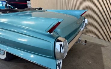 Cadillac-Deville-1962-blue-9584-21