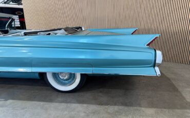 Cadillac-Deville-1962-blue-9584-23