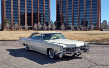 Cadillac-Deville-1967-white-96560-1