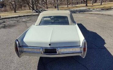 Cadillac-Deville-1967-white-96560-13