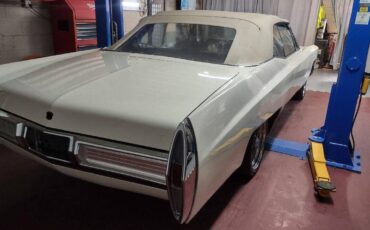 Cadillac-Deville-1967-white-96560-21