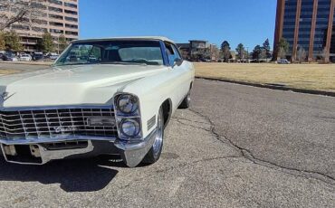 Cadillac-Deville-1967-white-96560-3