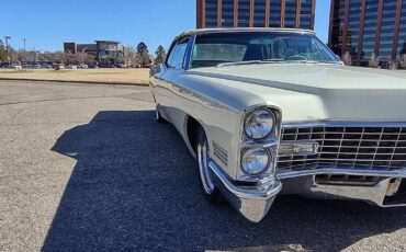 Cadillac-Deville-1967-white-96560-4