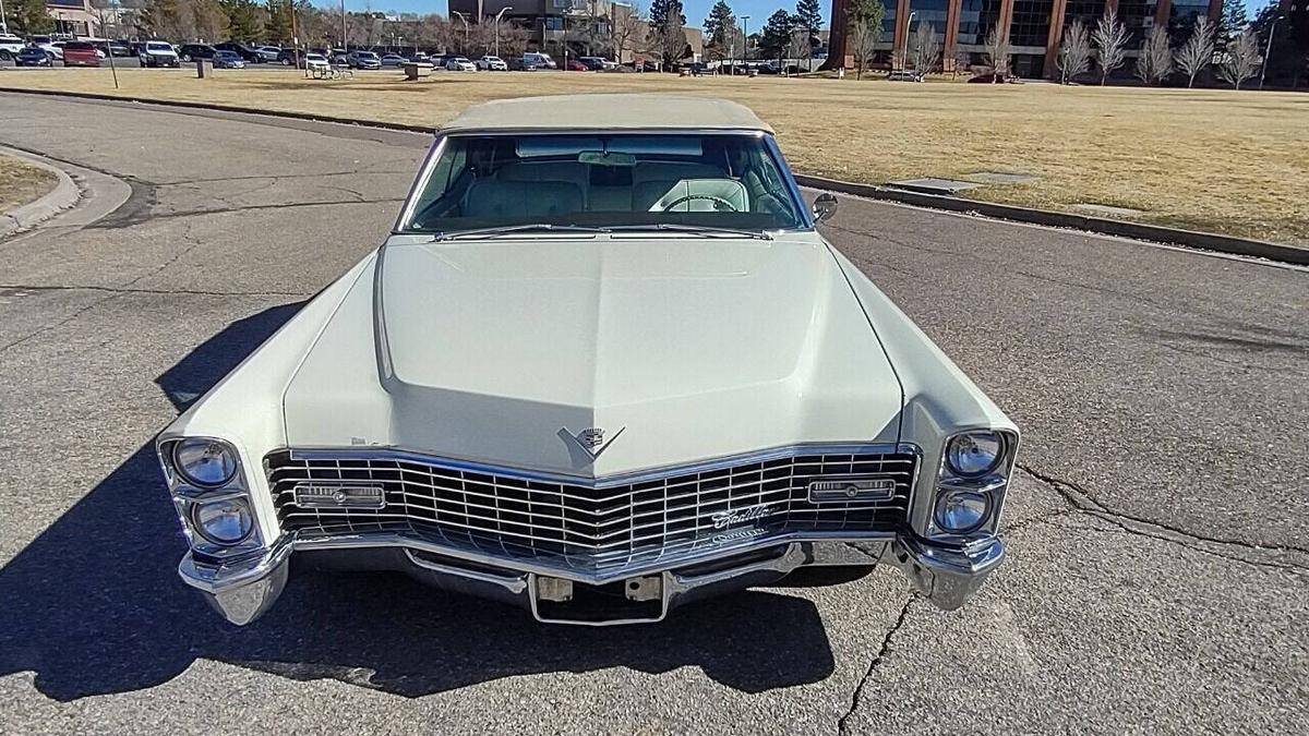 Cadillac-Deville-1967-white-96560-5