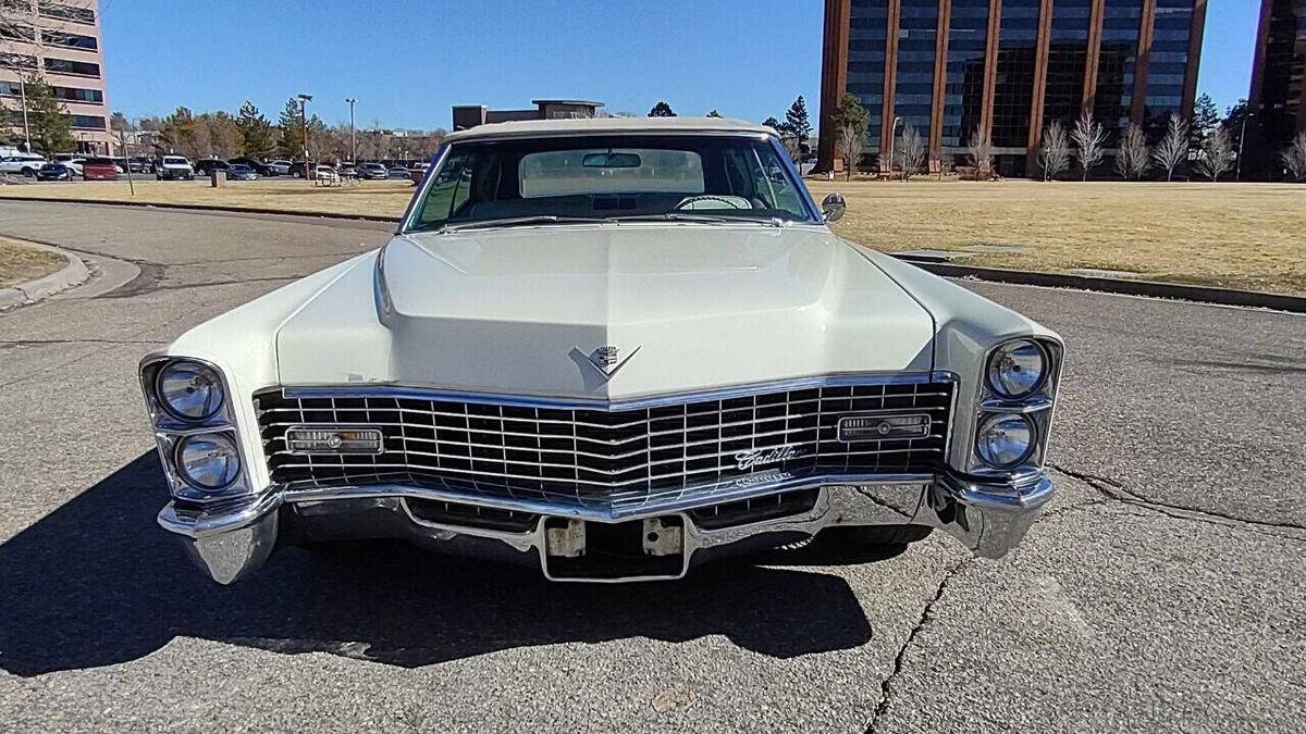 Cadillac-Deville-1967-white-96560-6