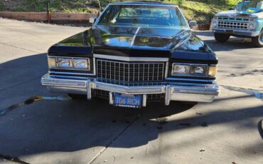 Cadillac-Deville-1976-black-139417-1