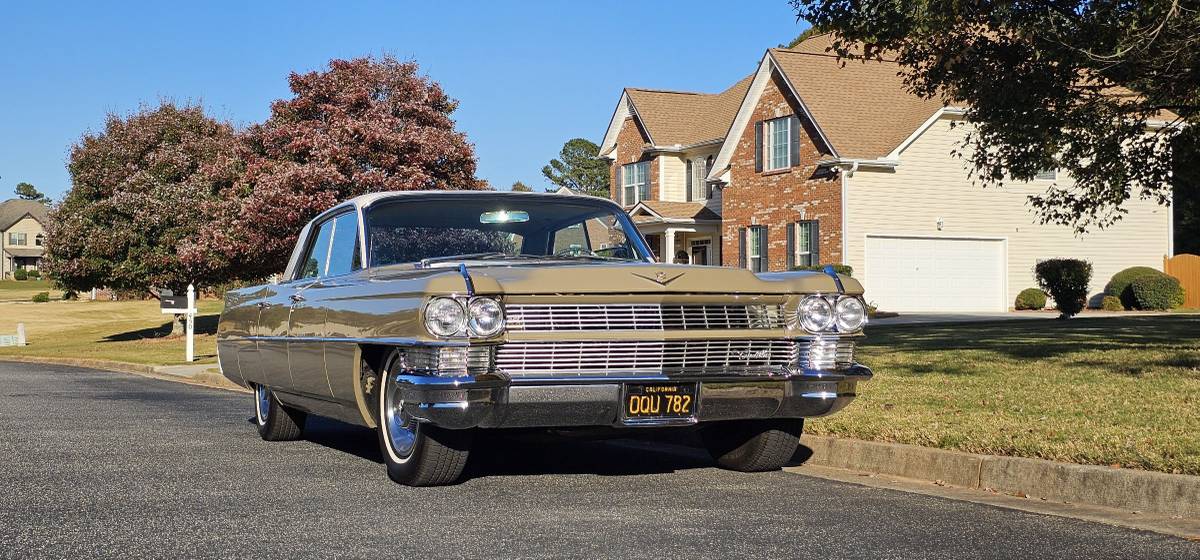 Cadillac-Deville-sedan-1964-brown-161-21