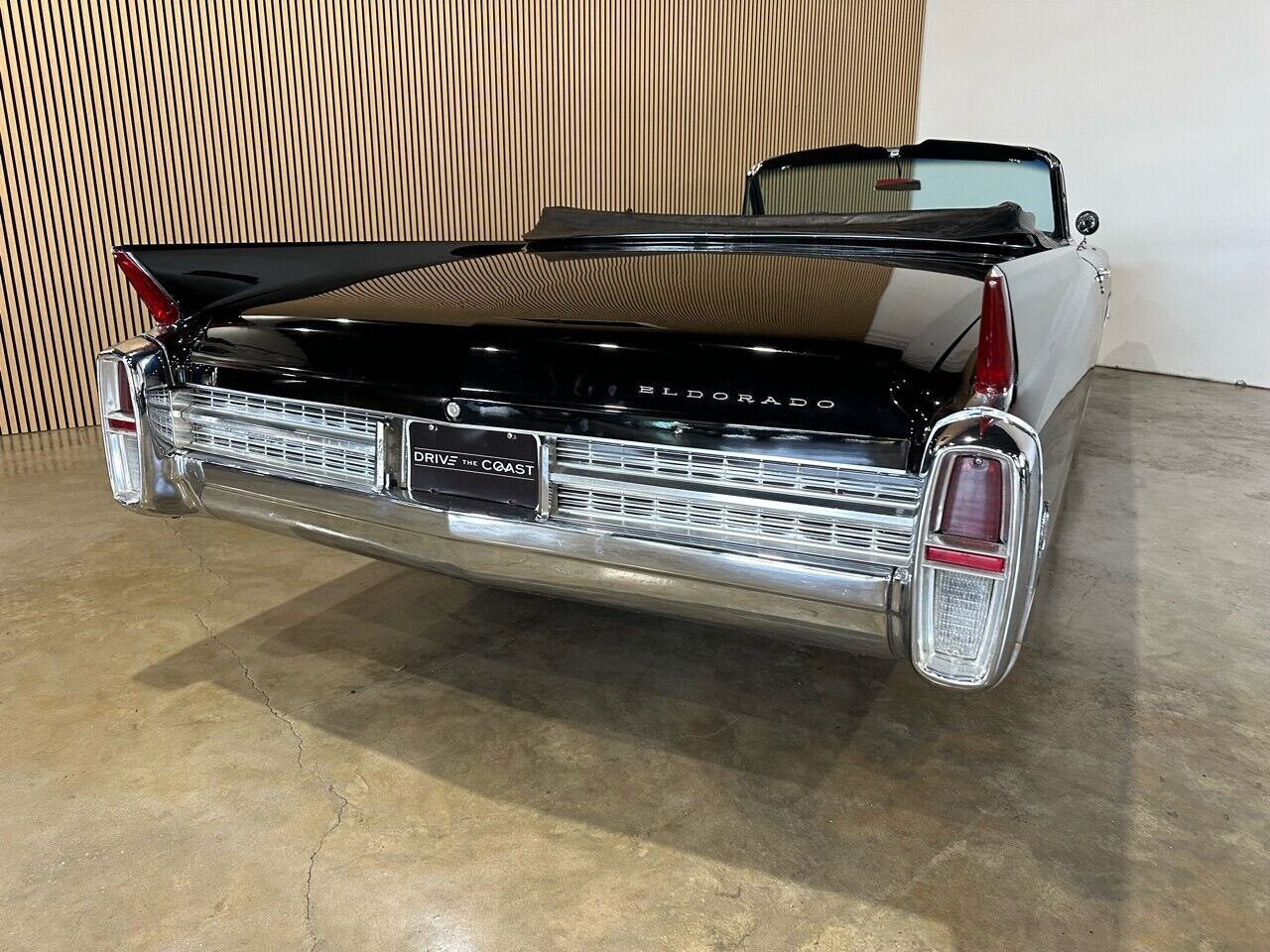 Cadillac-Eldorado-1963-Black-Black-85102-13