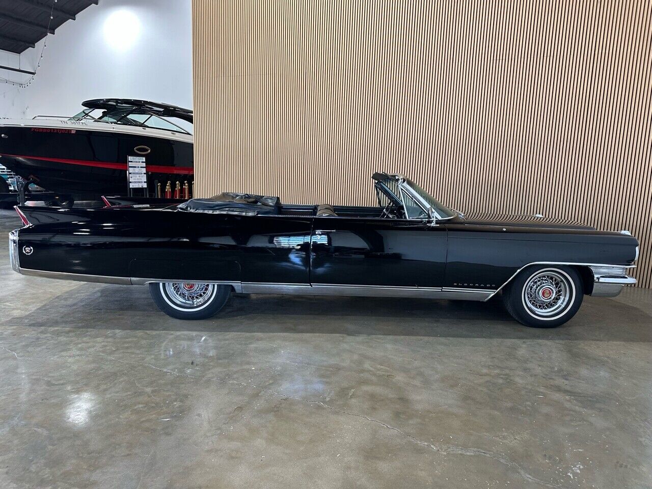 Cadillac-Eldorado-1963-Black-Black-85102-29