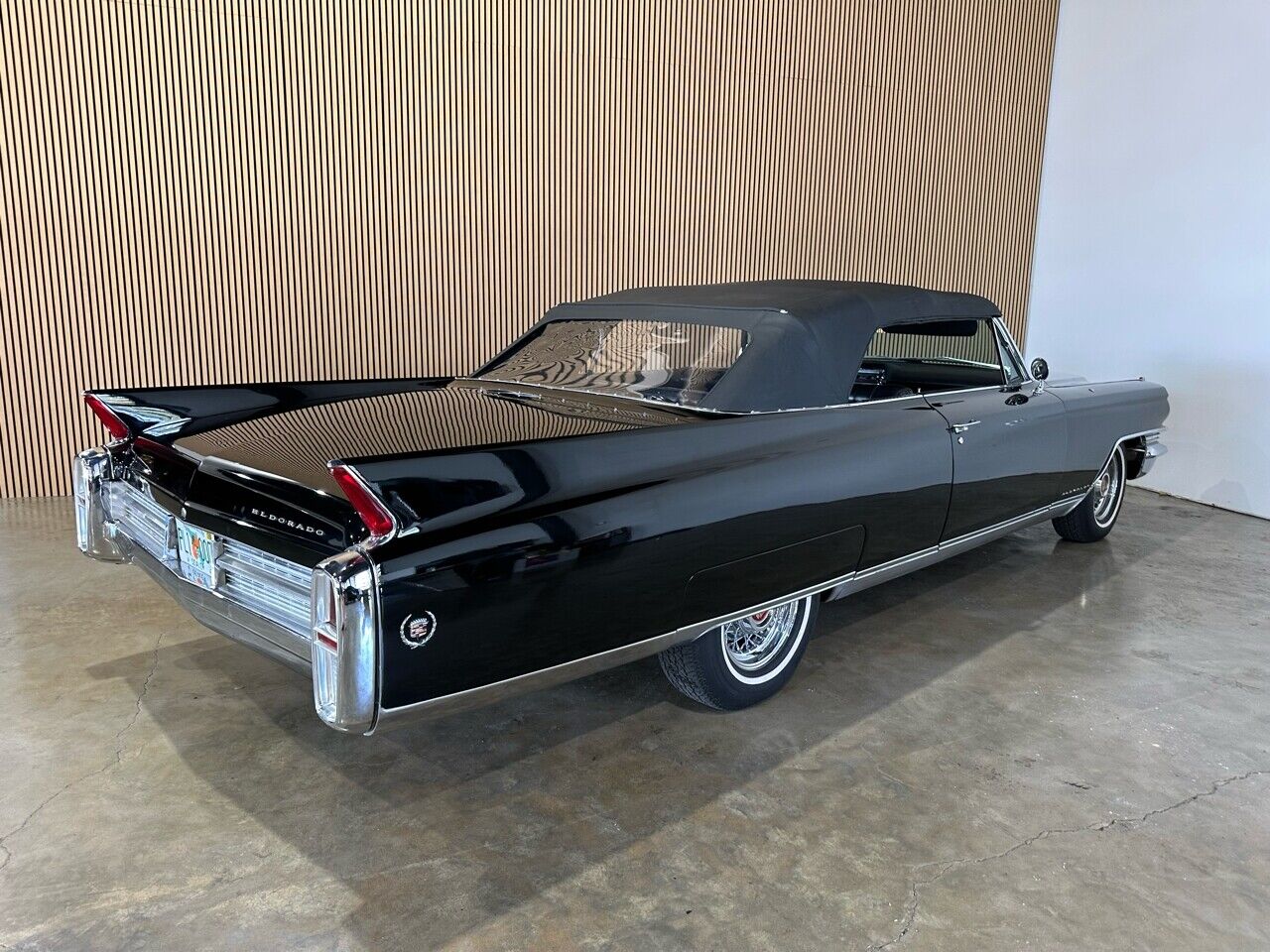 Cadillac-Eldorado-1963-Black-Black-85102-8