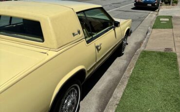 Cadillac-Eldorado-1982-yellow-48280-12