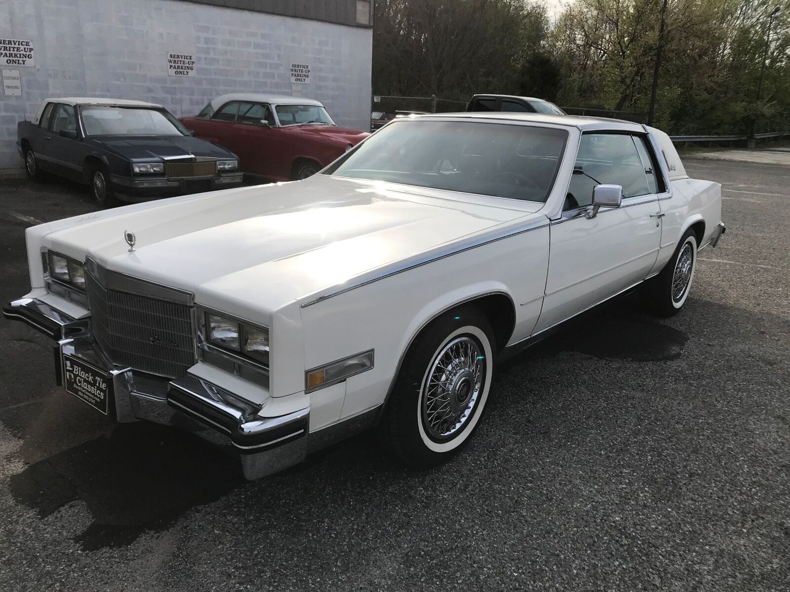 Cadillac-Eldorado-1985-White-Blue-92087-2