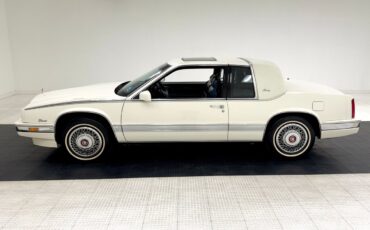 Cadillac-Eldorado-1989-White-Blue-38713-1