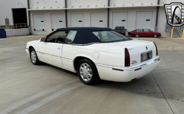 Cadillac-Eldorado-Berline-1995-White-Tan-136720-4