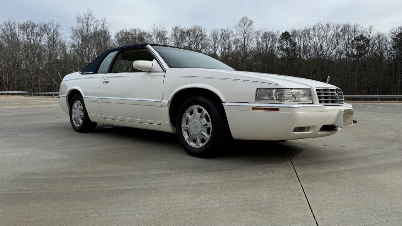 Cadillac-Eldorado-Berline-1995-White-Tan-136720-7