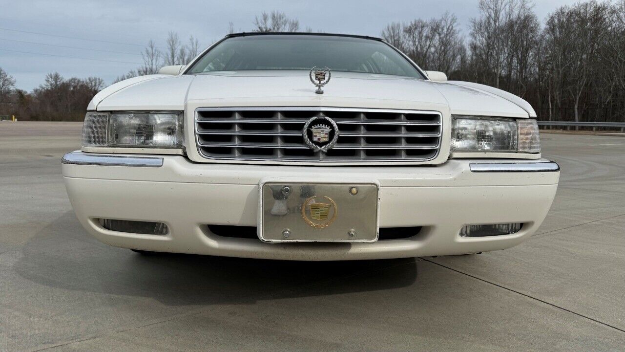 Cadillac-Eldorado-Berline-1995-White-Tan-136720-8