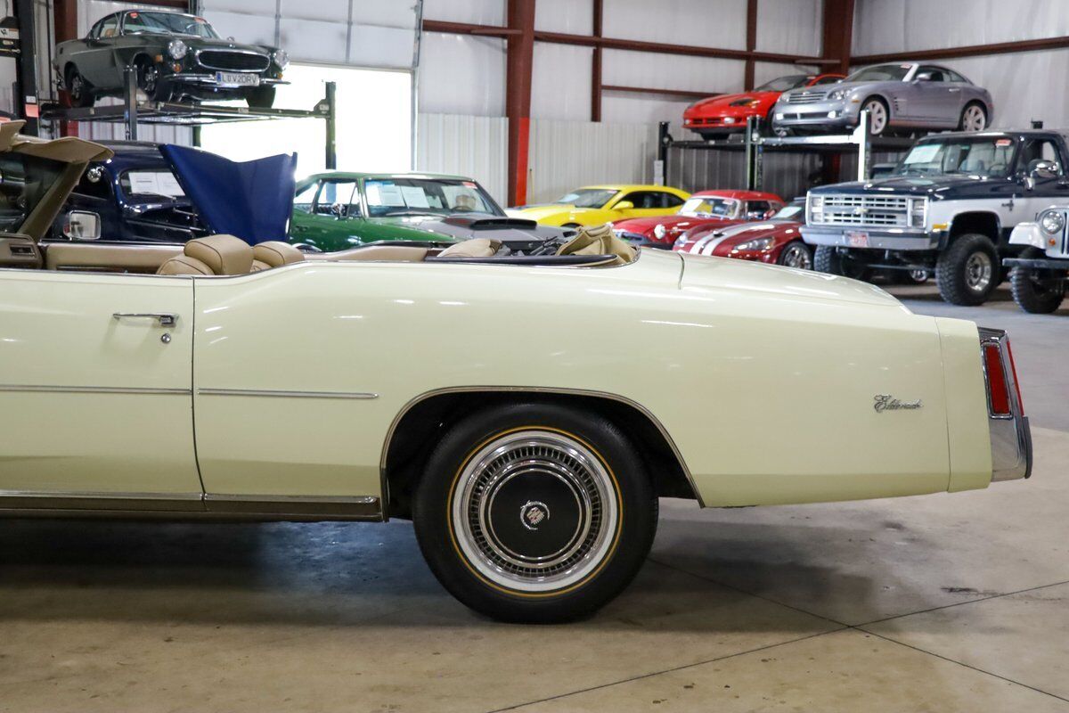 Cadillac-Eldorado-Cabriolet-1976-Phoenician-Ivory-Tan-128175-4