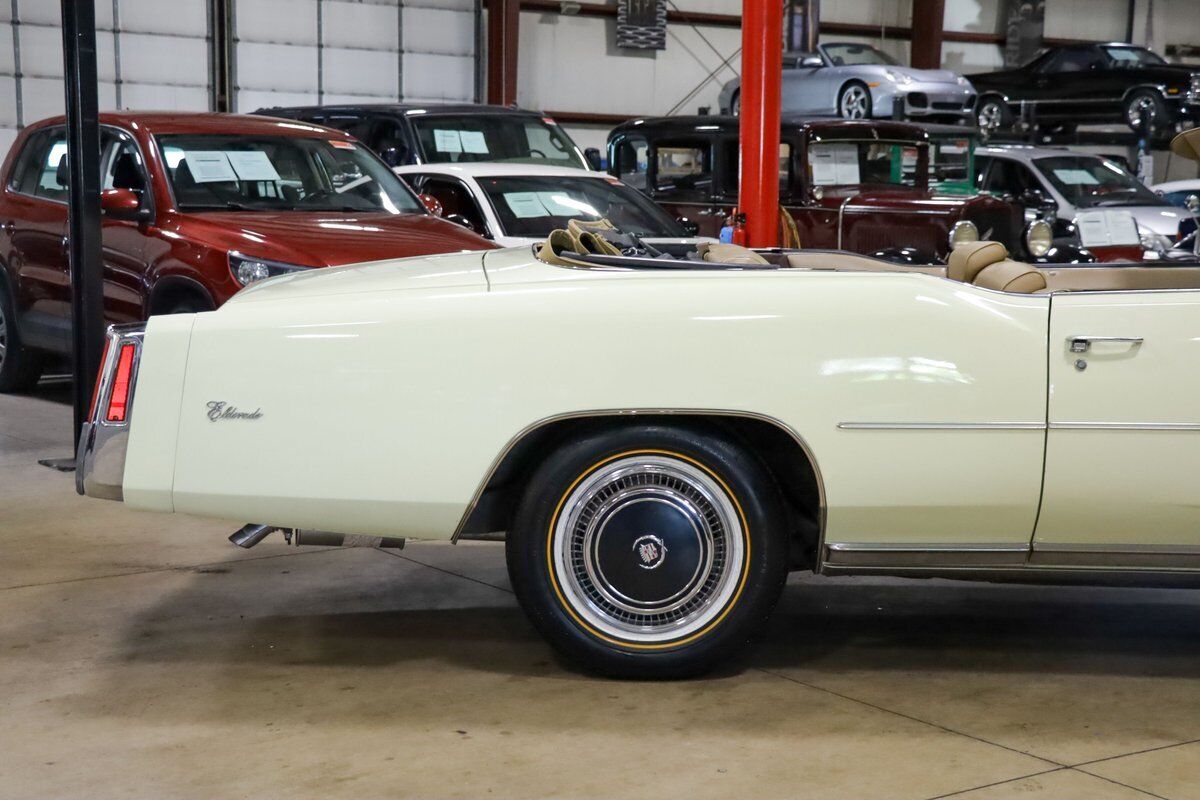 Cadillac-Eldorado-Cabriolet-1976-Phoenician-Ivory-Tan-128175-8