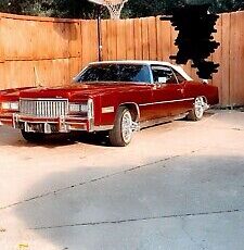 Cadillac-Eldorado-Cabriolet-1976-Red-99834-3