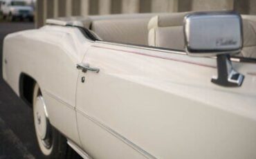 Cadillac-Eldorado-Cabriolet-1976-White-White-23818-8