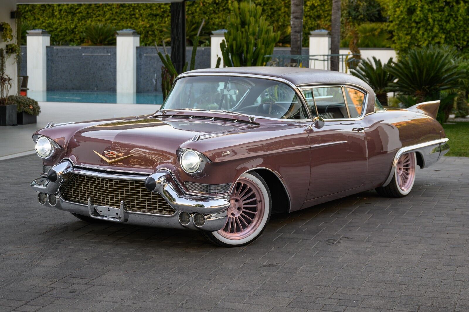 Cadillac-Eldorado-Coupe-1957-dusty-rose-chcolate-40876-13