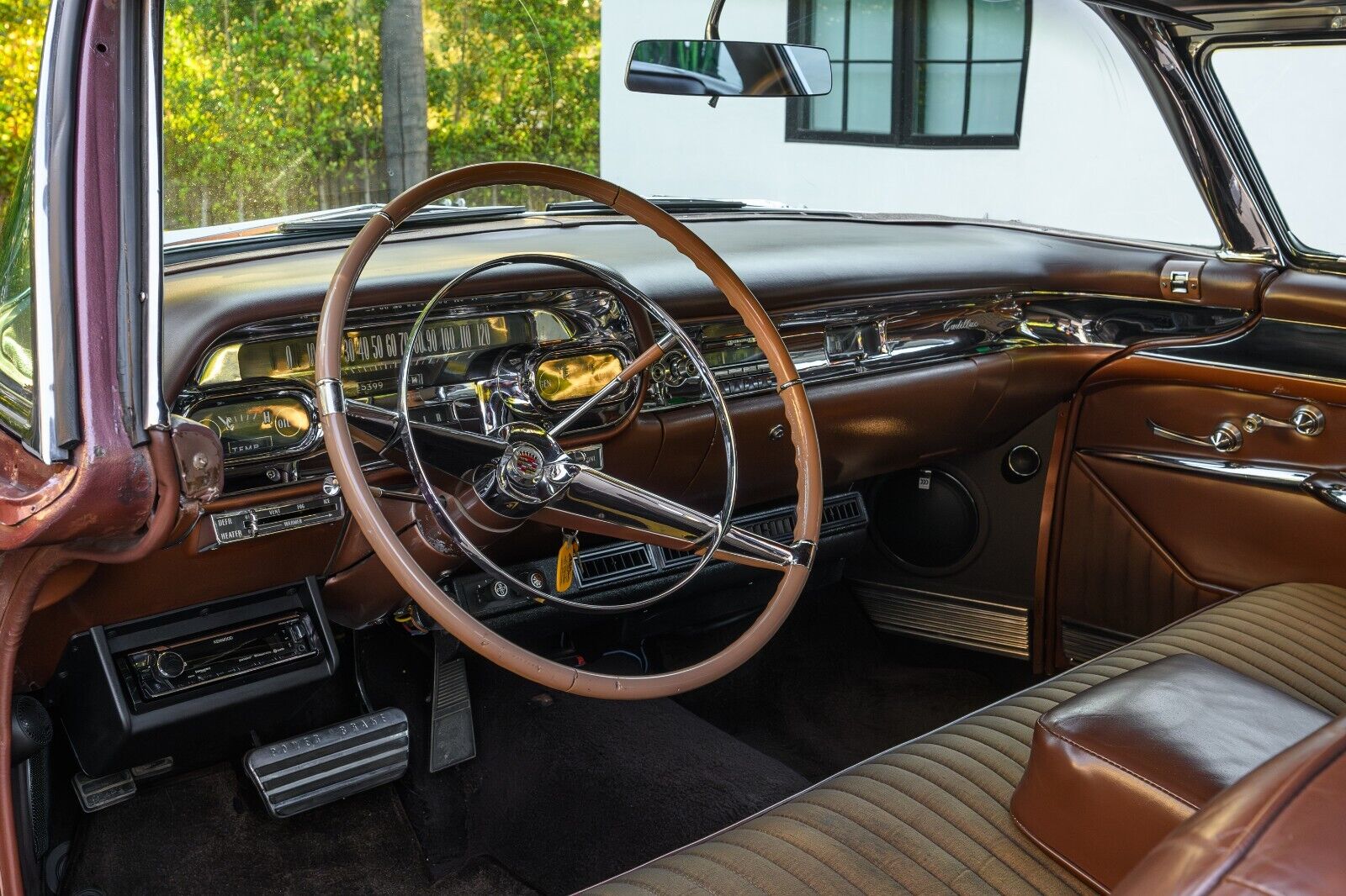 Cadillac-Eldorado-Coupe-1957-dusty-rose-chcolate-40876-19