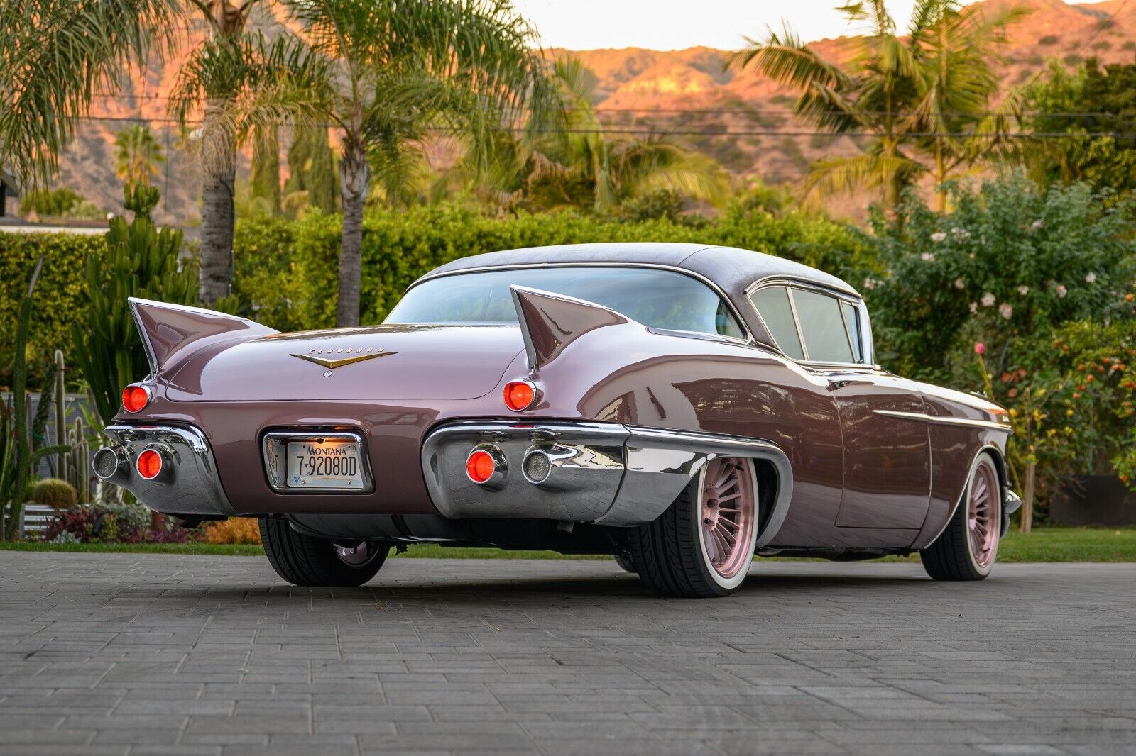 Cadillac-Eldorado-Coupe-1957-dusty-rose-chcolate-40876-38