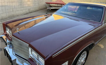 Cadillac-Eldorado-Coupe-1982-maroon-w-stainless-roof-Red-135185-8