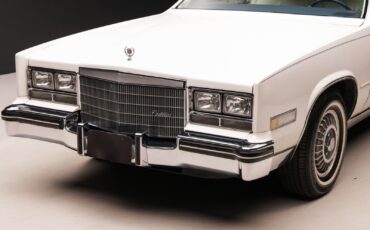 Cadillac-Eldorado-Coupe-1984-White-Blue-46671-8