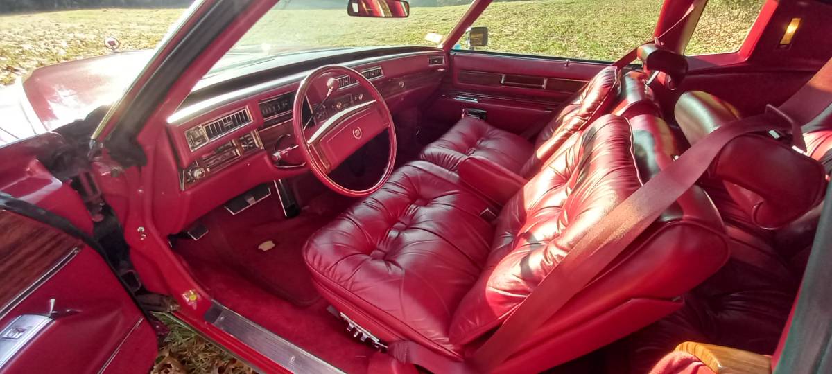 Cadillac-Eldorado-biarritz-1978-red-9656-7