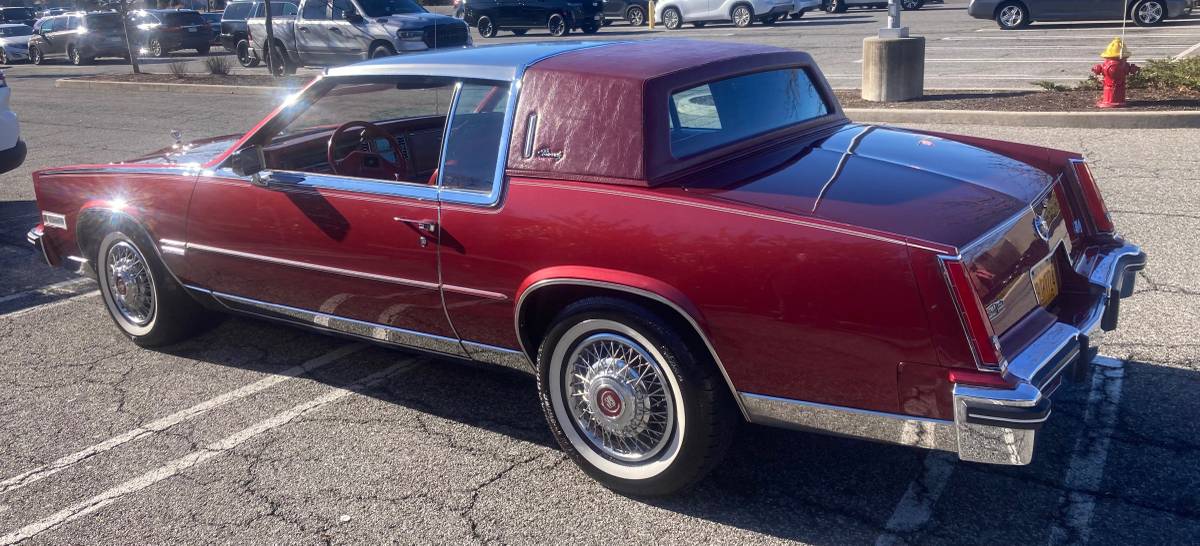 Cadillac-Eldorado-biarritz-1983-40234-1