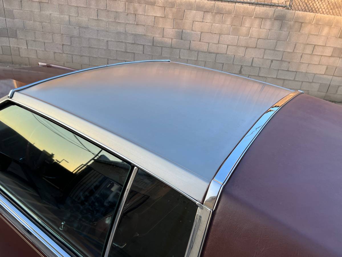 Cadillac-Eldorado-biarritz-stainless-roof-1982-red-135185-2