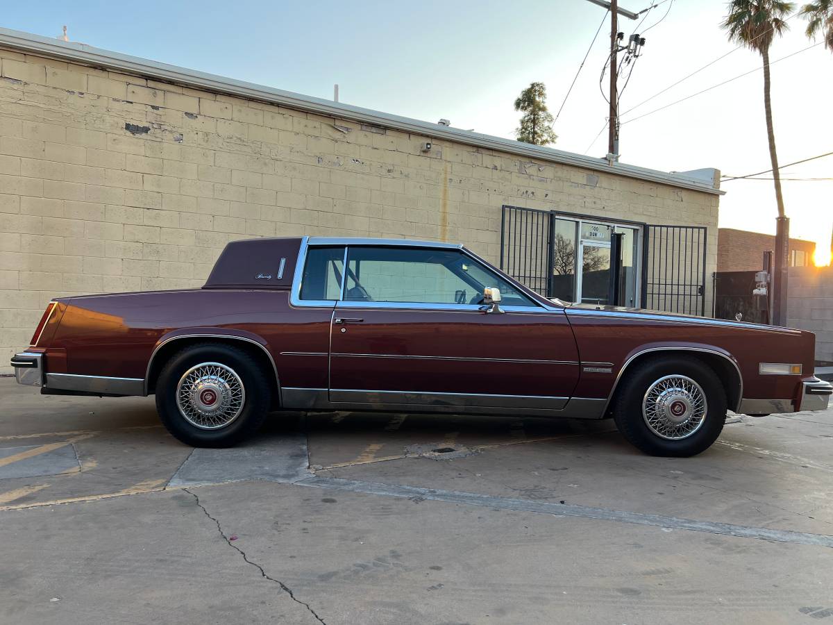 Cadillac-Eldorado-biarritz-stainless-roof-1982-red-135185-5