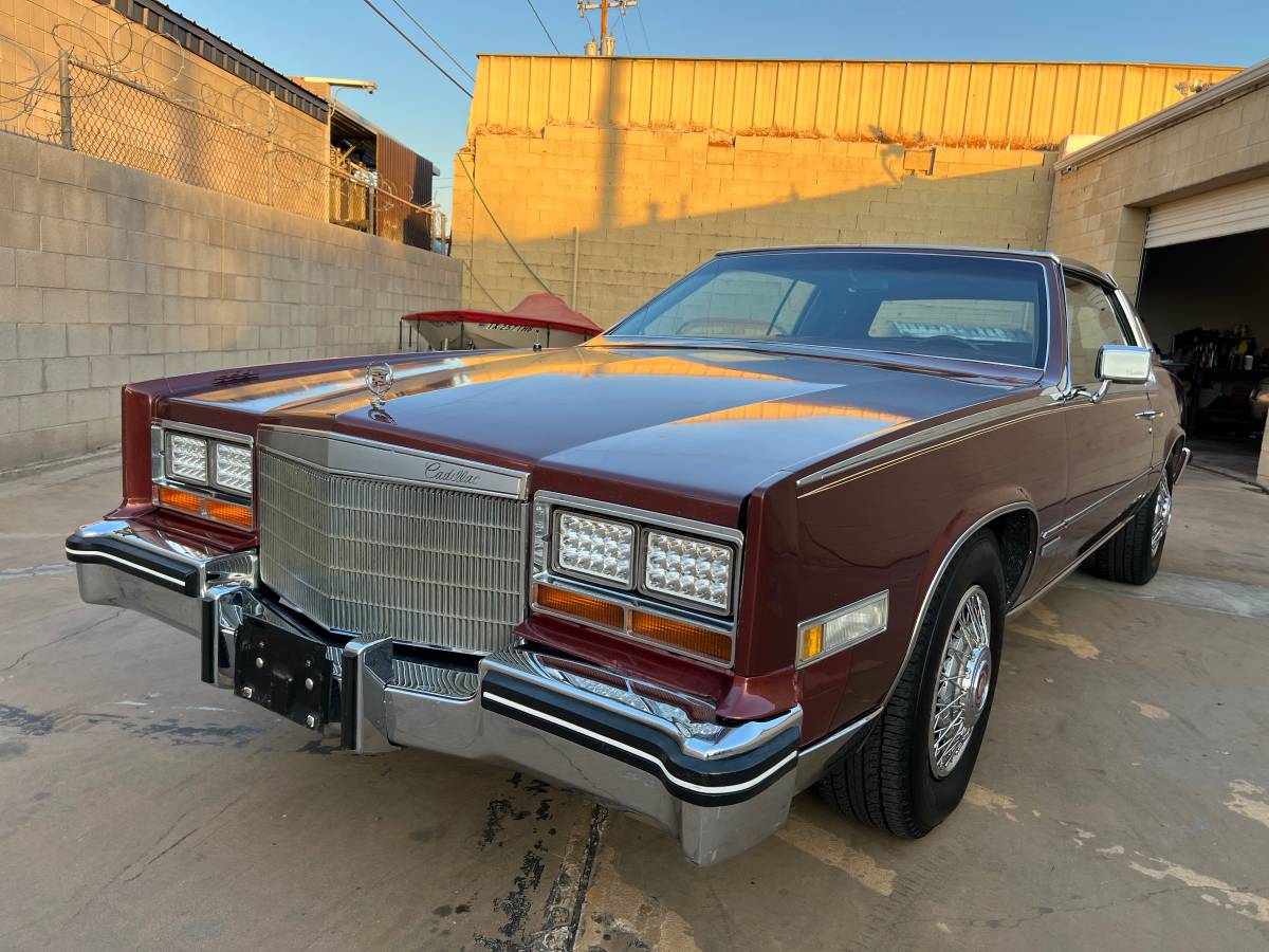 Cadillac-Eldorado-biarritz-stainless-roof-1982-red-135185-7