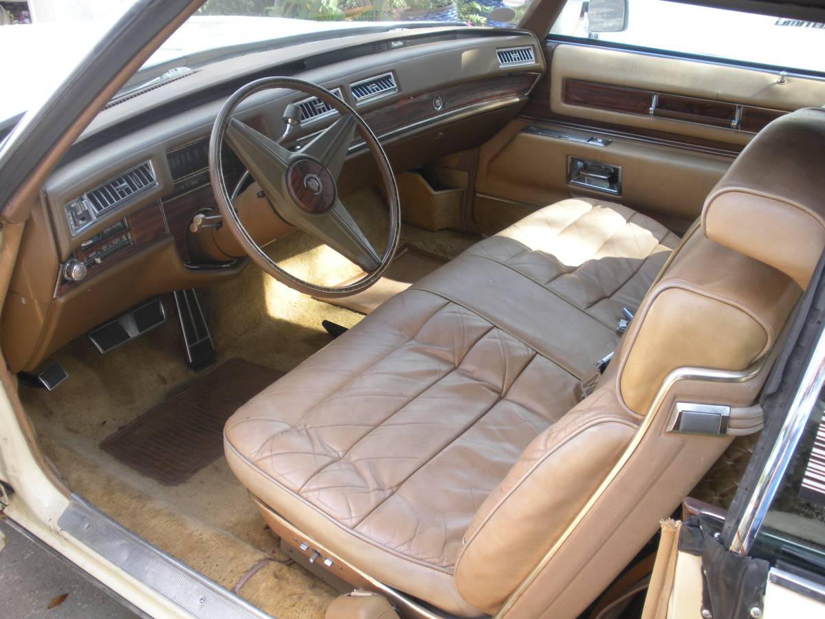 Cadillac-Eldorado-convertible-1976-brown-64374-4