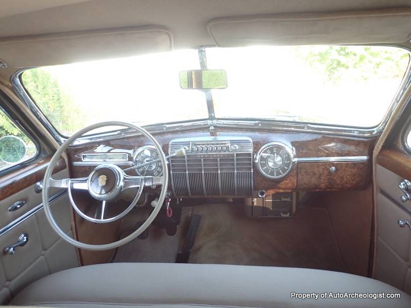 Cadillac-Fleetwood-1941-red-148059-17